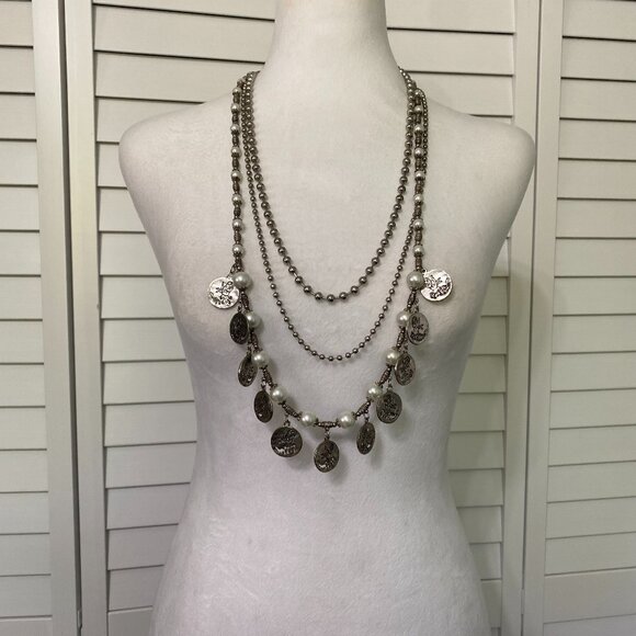 Jewelry - Vintage 70s Statement Necklace with Silver Toned & Faux Pearl Beads 34" #391